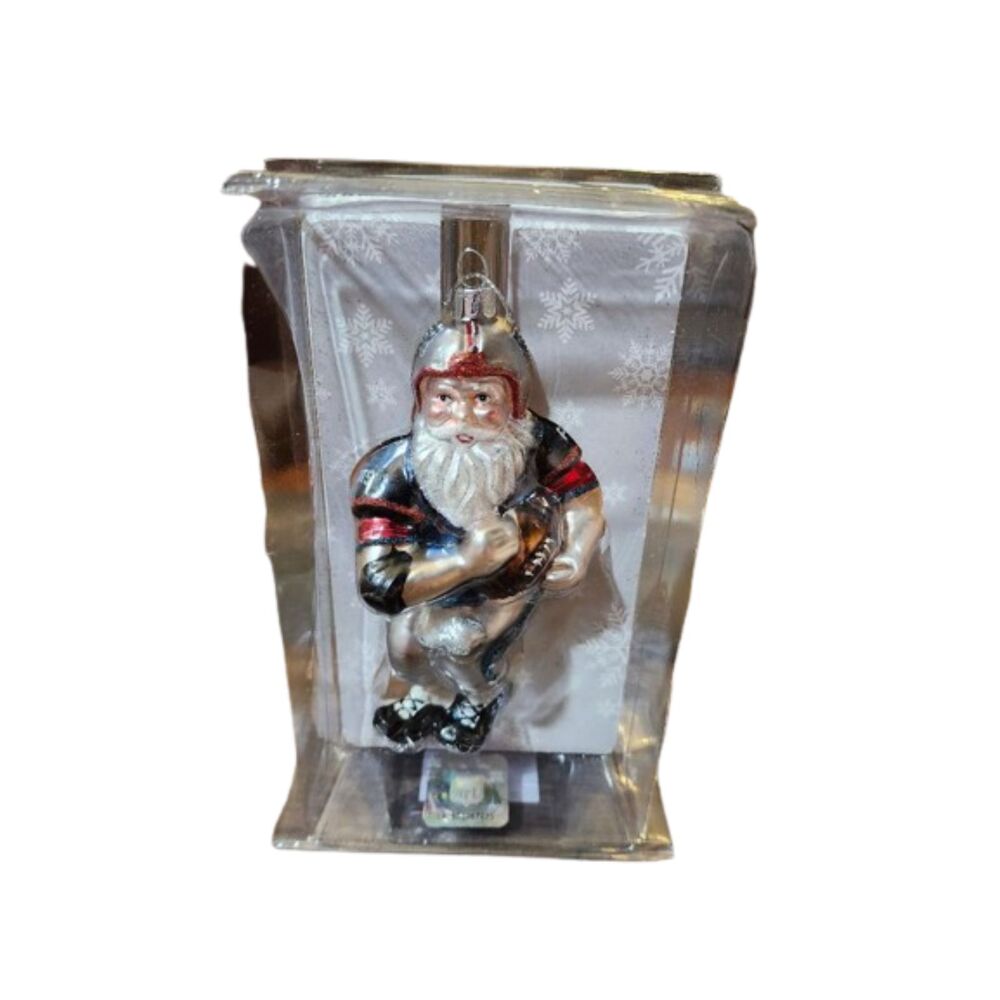 T2 Boelter Patriots Santa Ornament NFL NWT NEW Football Santa Glass Ornament